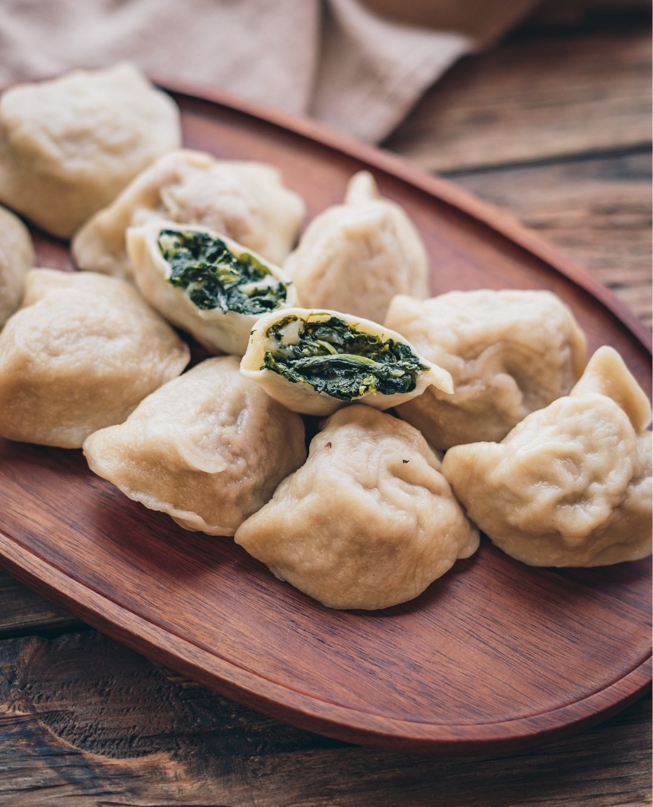 pierogi ze szpiankiem Farsz i Mąka